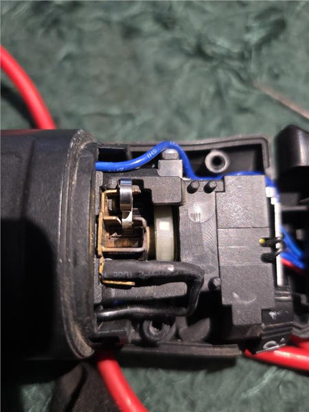 Carbon Brushes for Autobrite DA-12 & DA-21 Dual Action Polishers 240v Made in EU